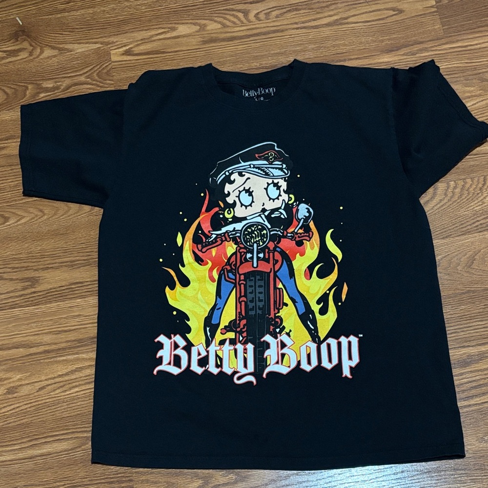 Betty Boop Black and Red T-Shirt
